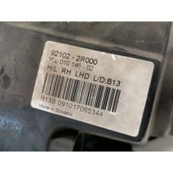 Recambio de faro derecho para hyundai i30 comfort referencia OEM IAM 921022R000  