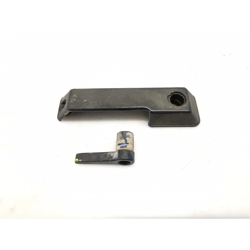 Recambio de maneta exterior portón para suzuki samurai (sj) hardtop referencia OEM IAM Recambio de maneta exterior portón para suzuki samurai (sj) hardtop referencia OEM IAM