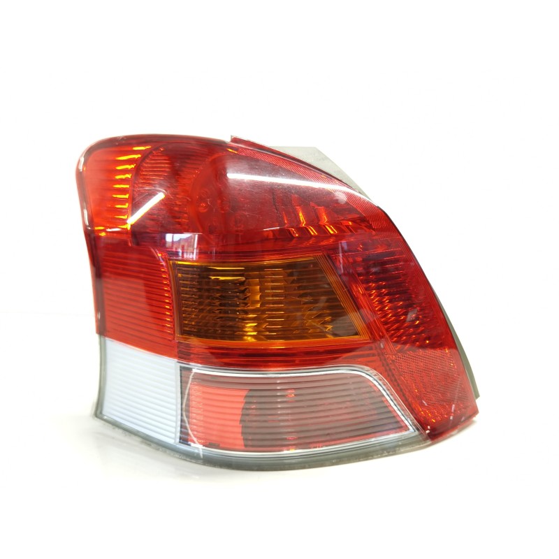 Recambio de piloto trasero izquierdo para toyota yaris active referencia OEM IAM Recambio de piloto trasero izquierdo para toyota yaris active referencia OEM IAM