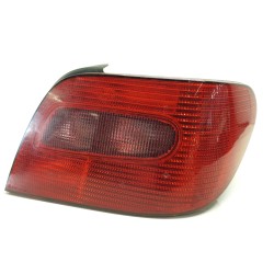 Recambio de piloto trasero derecho para citroen xsara coupe 1.6i 16v vtr referencia OEM IAM   