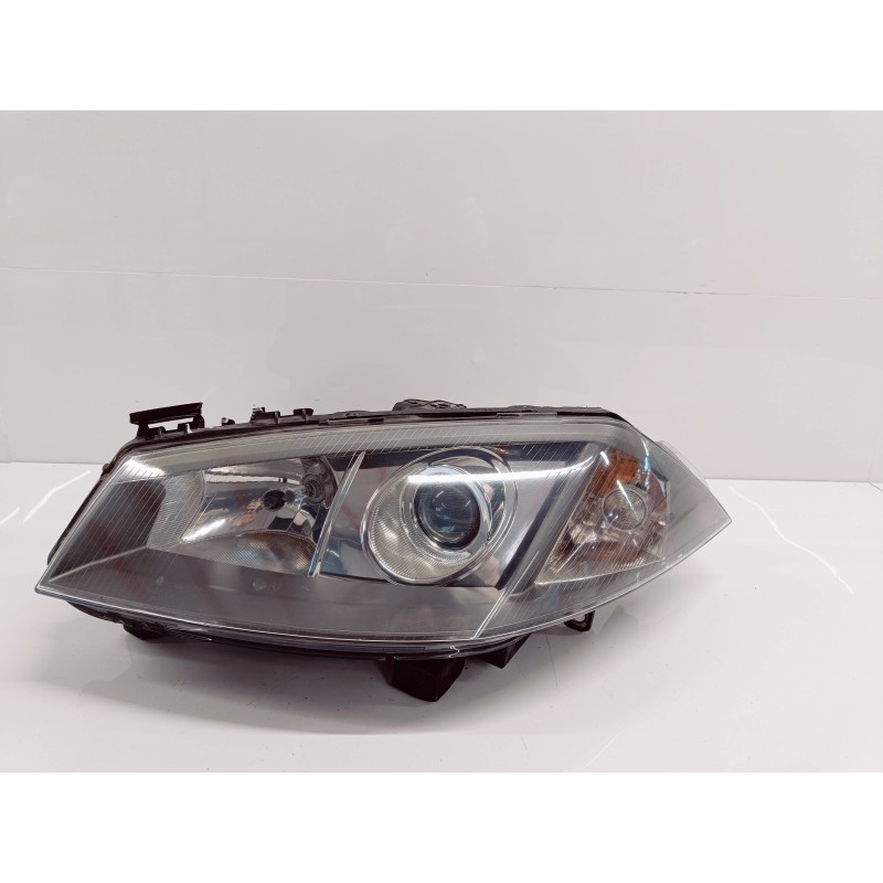 Recambio de faro izquierdo para renault megane ii berlina 3p confort authentique referencia OEM IAM   