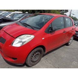 toyota yaris (ksp9/scp9/nlp9) del año 1950