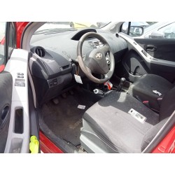 toyota yaris (ksp9/scp9/nlp9) del año 1950