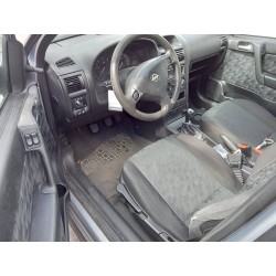 opel astra g berlina del año 1999