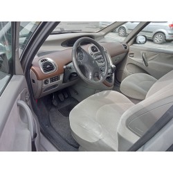 citroen xsara berlina del año 1950