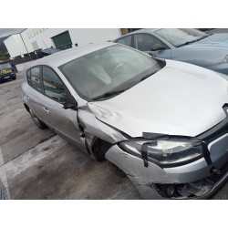 renault megane iii berlina 5 p del año 2014