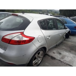 renault megane iii berlina 5 p del año 2014