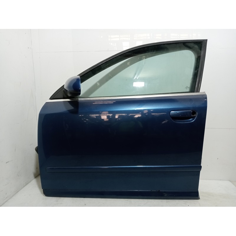 Recambio de puerta delantera izquierda para audi a4 berlina (8e) 2.5 tdi quattro (132kw) referencia OEM IAM   