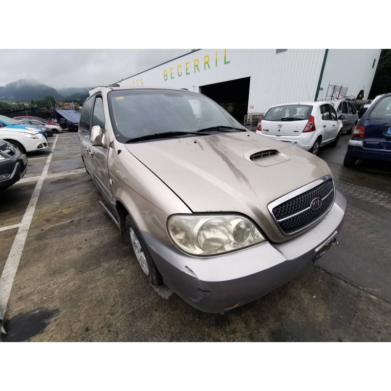 kia carnival ii del año 2004