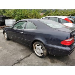 mercedes clase clk (w208) coupe del año 2000