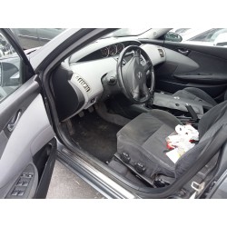 nissan primera berlina (p12) del año 2002