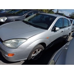 ford focus berlina (cak) del año 1999