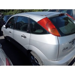 ford focus berlina (cak) del año 1999