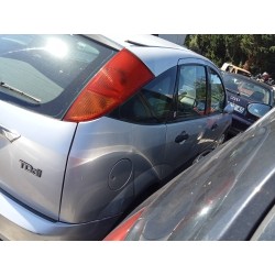 ford focus berlina (cak) del año 1999