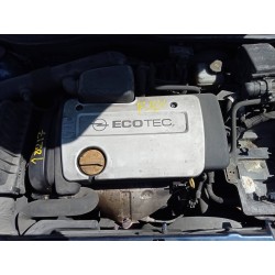 opel astra g berlina del año 2000