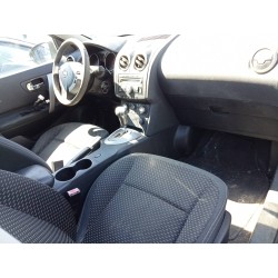 nissan qashqai (j10) del año 1950