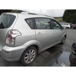 toyota corolla verso (r1) del año 2005
