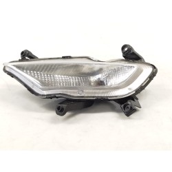 Recambio de faro antiniebla derecho para hyundai i20 elegant referencia OEM IAM 92202C8100  