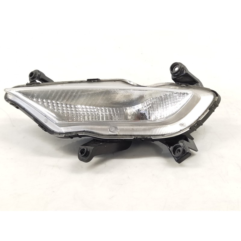 Recambio de faro antiniebla derecho para hyundai i20 elegant referencia OEM IAM 92202C8100 Recambio de faro antiniebla derecho para hyundai i20 elegant referencia OEM IAM 92202C8100
