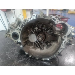 Recambio de caja cambios para toyota corolla (e12) 1.4 d-4d luna compact referencia OEM IAM D1FTV  