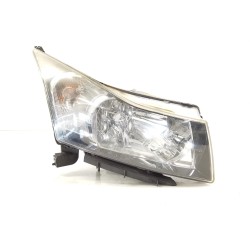 Recambio de faro derecho para chevrolet cruze lt referencia OEM IAM   