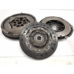 Recambio de kit de embrague para ford mondeo berlina (ge) ambiente referencia OEM IAM 124032310  
