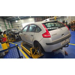 citroen c4 berlina del año 2010