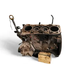 Recambio de despiece motor para opel vectra c berlina cosmo referencia OEM IAM Z19DTH  