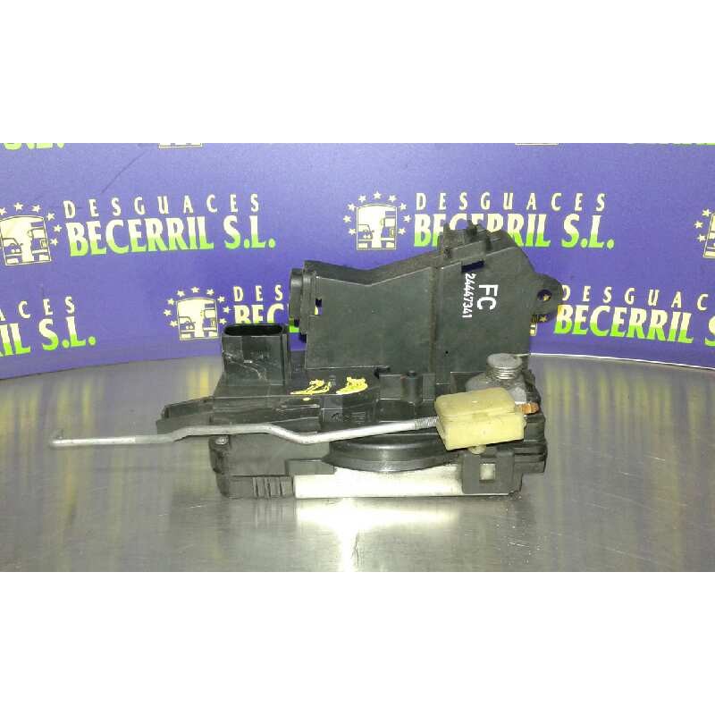 Recambio de cerradura puerta delantera derecha para opel vectra c berlina gts referencia OEM IAM 13210770 Recambio de cerradura puerta delantera derecha para opel vectra c berlina gts referencia OEM IAM 13210770
