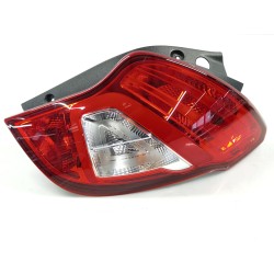 Recambio de piloto trasero derecho para ssangyong korando limited 4x2 referencia OEM IAM 8360234050  