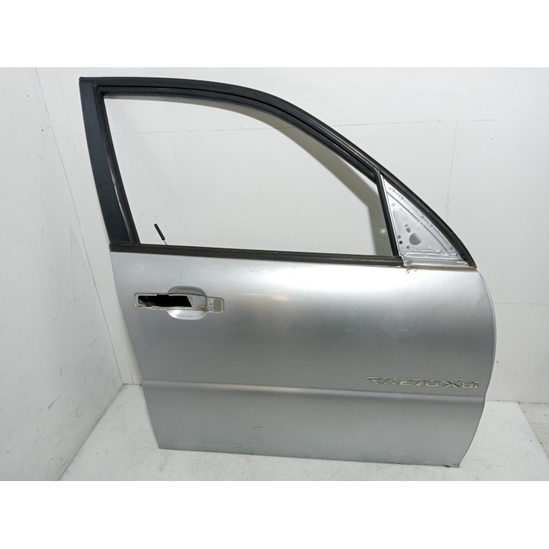 Recambio de puerta delantera derecha para ssangyong rexton rx 270 full referencia OEM IAM Recambio de puerta delantera derecha para ssangyong rexton rx 270 full referencia OEM IAM