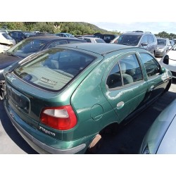 renault megane i fase 2 berlina (ba0) del año 2000