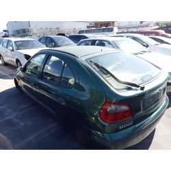 renault megane i fase 2 berlina (ba0) del año 2000