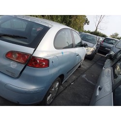 seat ibiza (6l1) del año 2003