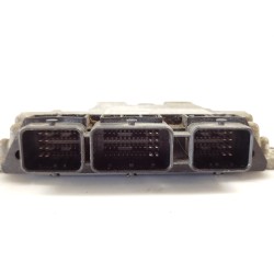 Recambio de centralita motor uce para peugeot partner (s2) totem referencia OEM IAM 9661813780 0281012620 EDC16C34