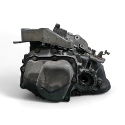 Recambio de caja cambios para opel astra g berlina club referencia OEM IAM X17DTL  