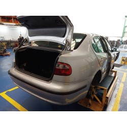seat toledo (1m2) del año 2002