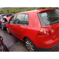 volkswagen golf v berlina (1k1) del año 2004