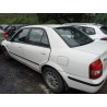 mazda 323 berlina f/s (bj) del año 2000