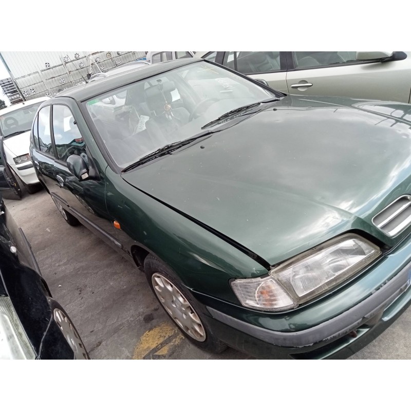 nissan primera berlina (p11) del año 1999