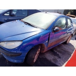 peugeot 206 berlina del año 2001