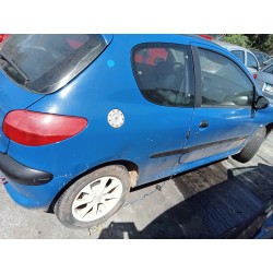 peugeot 206 berlina del año 2001