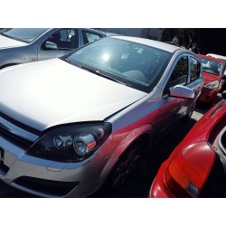 opel astra h berlina del año 2006