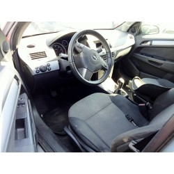 opel astra h berlina del año 2006