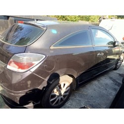 opel astra gtc del año 2007