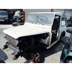 land rover defender (ld) del año 2004