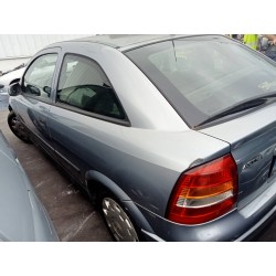 opel astra g berlina del año 2004