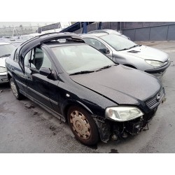 opel astra g berlina del año 2004
