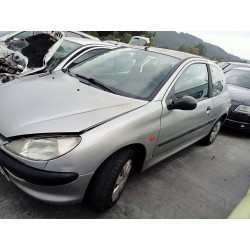 peugeot 206 berlina del año 1999