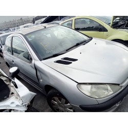 peugeot 206 berlina del año 1999